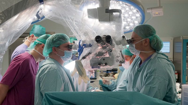 Operacja rekonstrukcji piersi z wykorzystaniem płata DIEP w Białostockim Centrum Onkologii