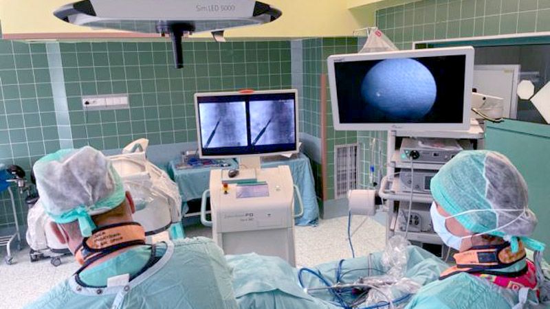 endoskopowa separacja nowotworu kręgosłupa z zastosowaniem ultranowoczesnych implantów w Uniwersyteckim Szpitalu Klinicznym w Opolu